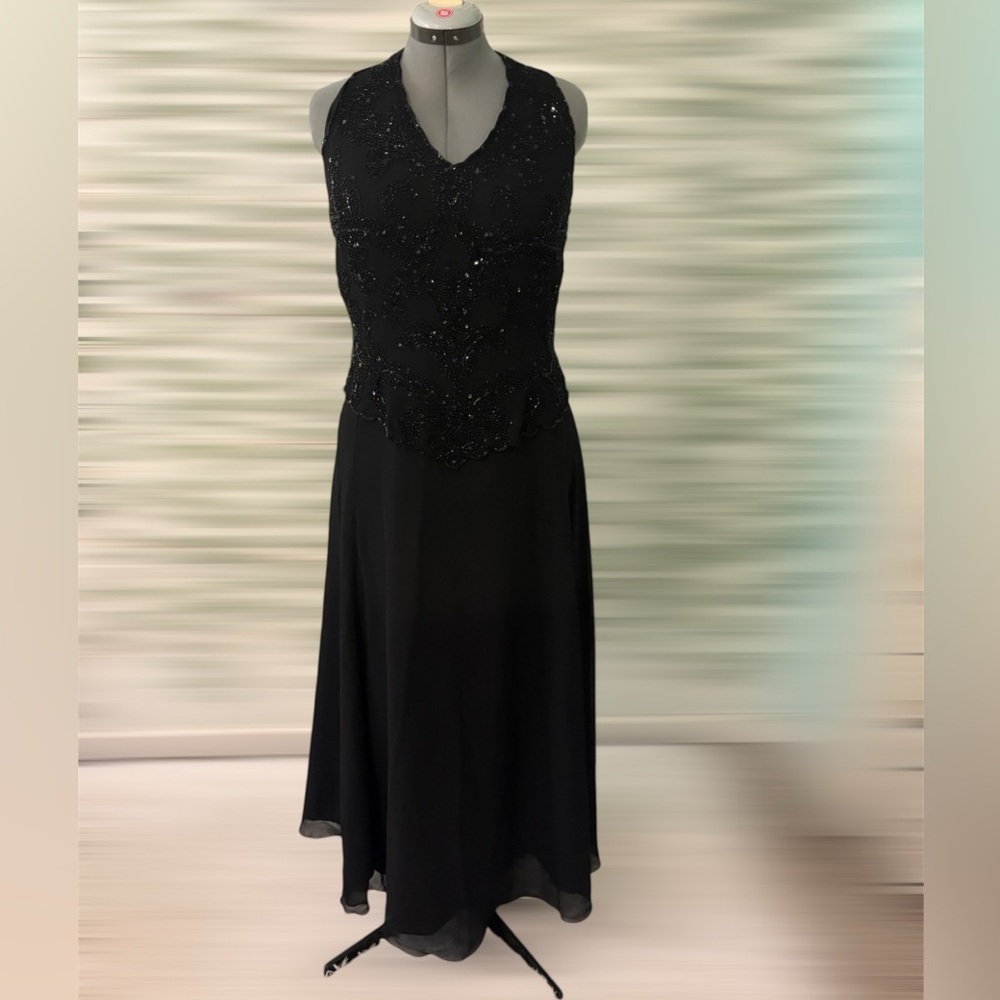 JKara brand size 12 black formal gown